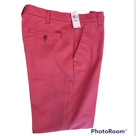 NWT MENS IZOD PERFORMANCE
STRAIGHT FIT STRETCH SPORTFLEX saltwater red 32 -30 - Picture 2 of 5